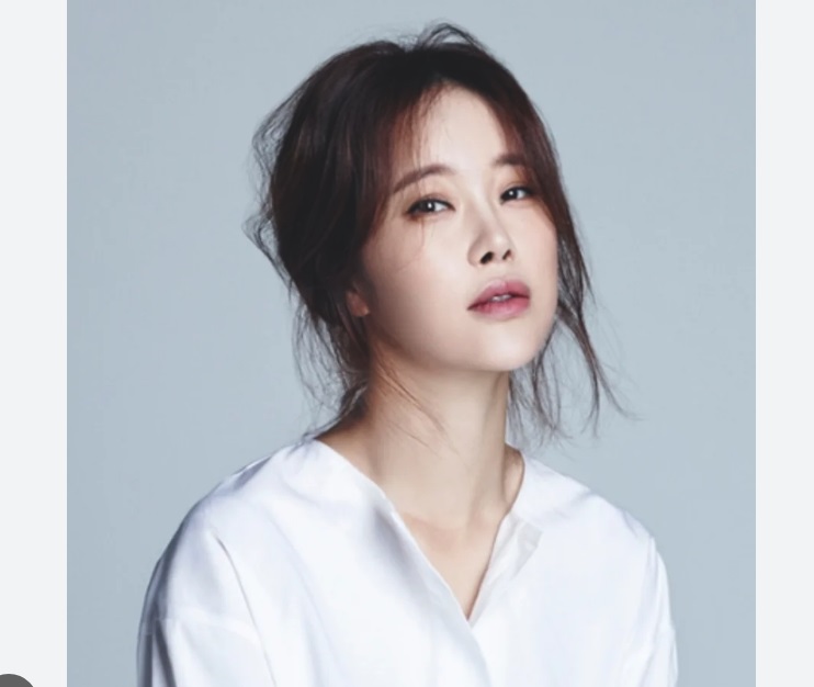 Sự nghiệp đáng ngưỡng mộ của Baek Ji Young