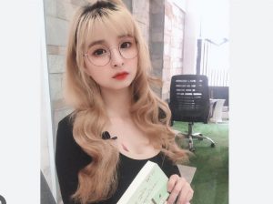 Mèo 2k4 – Nữ Streamer nổi tiếng