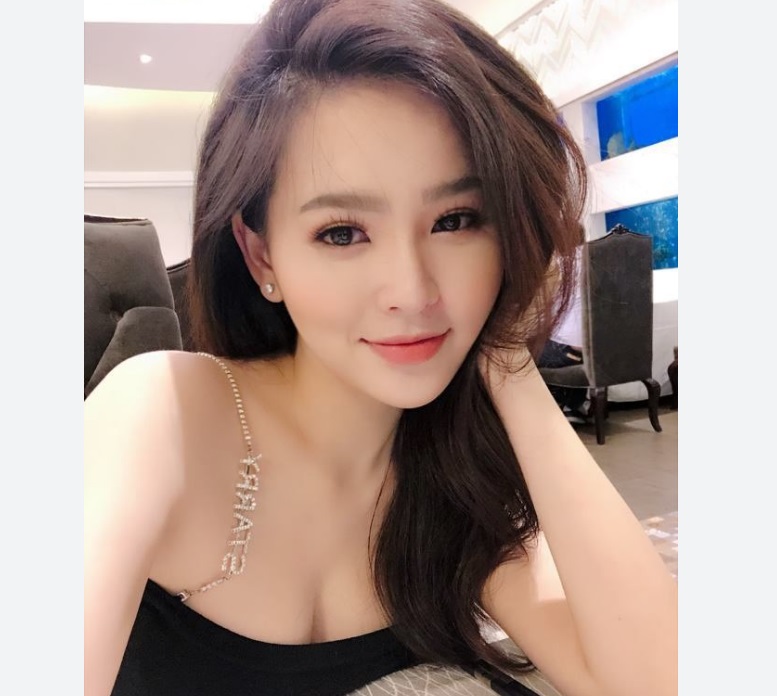 Cuộc sống và lùm xùm phim sex Phi Huyền Trang